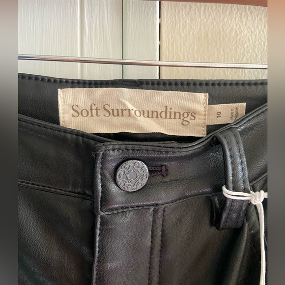 Soft Surroundings Faux Leather Skinny Pants Black High Rise Women’s Size 10 NWT - Picture 4 of 8